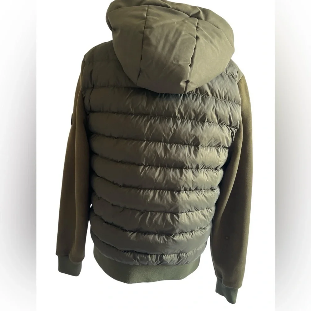 IZAC Men Zipped Vest With United Khaki Hood.